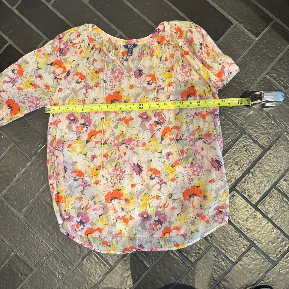 CHAPS Floral Women's Top - Multicolor - Picture 4 of 5